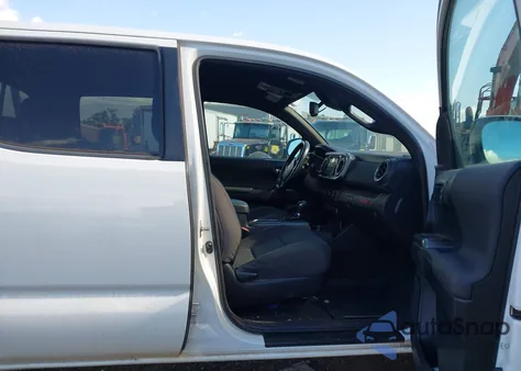 2018 Toyota Tacoma Trd Off Road z USA, uszkodzony, nr VIN 3TMCZ5AN9JM153498